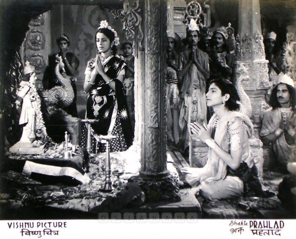 Bhakta Prahlad
Banner Vishnu Chitra
Director Unknown
Photographic Lobby Card
0818980