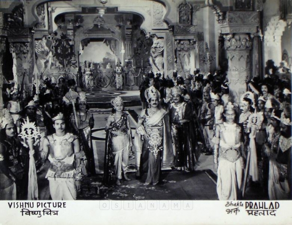 Bhakta Prahlad
Banner Vishnu Chitra
Director Unknown
Photographic Lobby Card
0818986