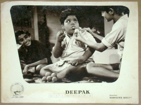 Photographic Lobby Cards
0820367.CINE.lbp
Photographic Lobby Cards
0820367.CINE.lbp