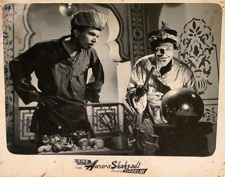 
Photographic Lobby Cards
0817733.CINE.lbp
