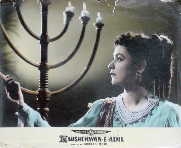 
Photographic Lobby Cards
0826031.CINE.lbp
