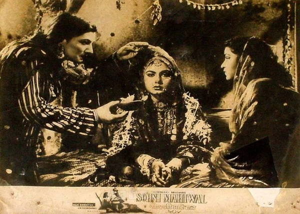 Sohni Mahiwal
1958
Banner Chowdhary Brothers
Director Raja Nawathe
Photographic Lobby Card
0830011