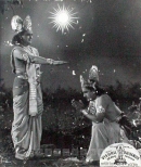 
Photographic Lobby Cards
829673.CINE.lbp
