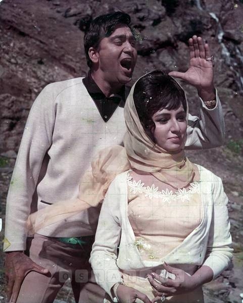 hamraaz 1967 full movie on toreent