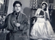 Photographic Stills & Negatives
916057.CINE.pho Photographic Stills & Negatives
916057.CINE.pho